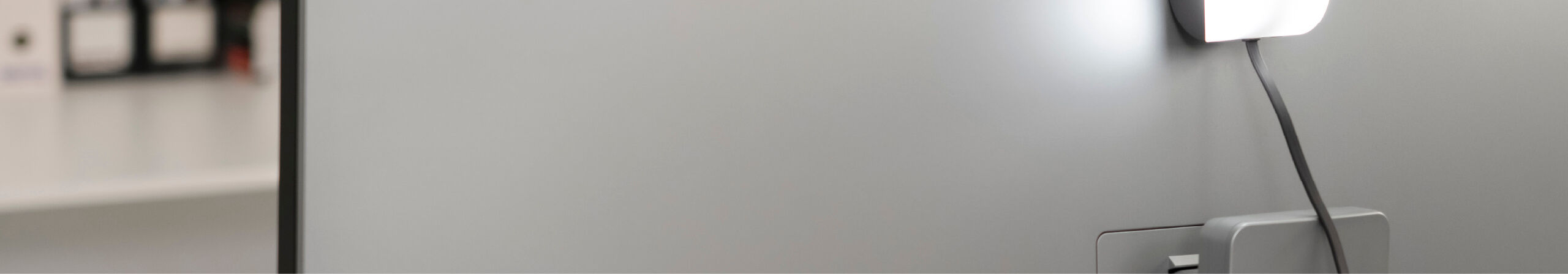 Auto Dimming 3 Eye Care Setting modes Smart Wireless Controller Compatible with Curved Monitors