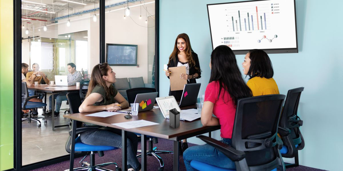 Einfaches Präsentieren in Huddle Rooms mit BenQ InstaShow ™