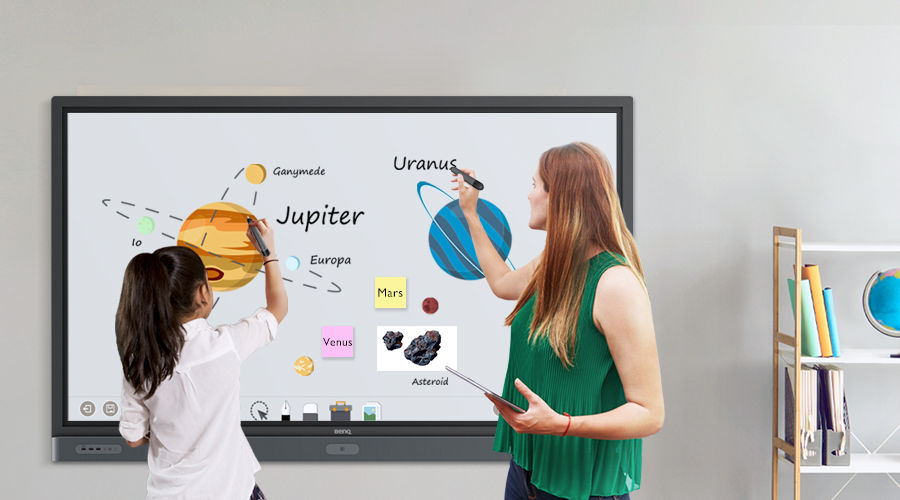 The pros and cons of an interactive screen in your classroom 