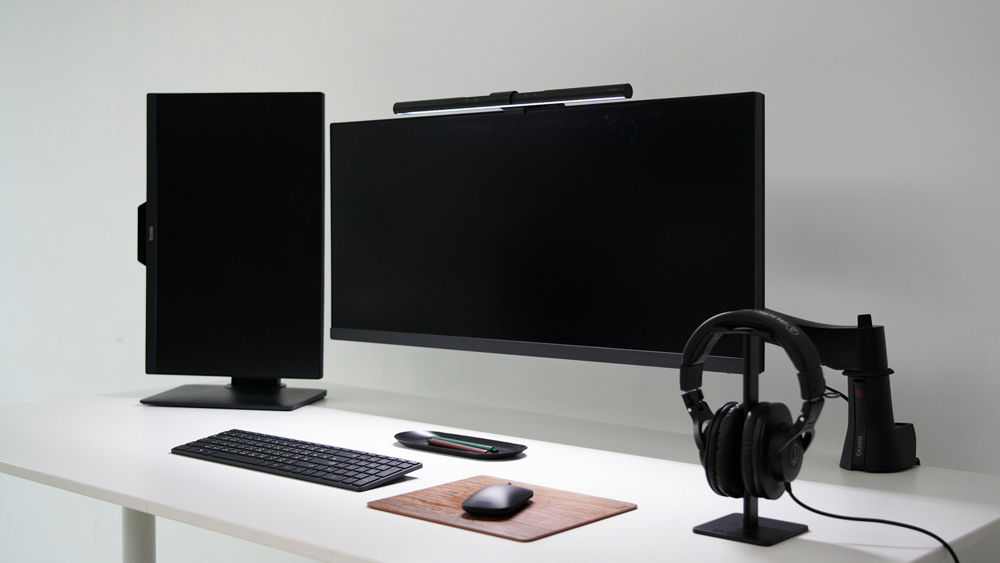 BenQ Light Bar for Professional Focus and High Efficiency Work