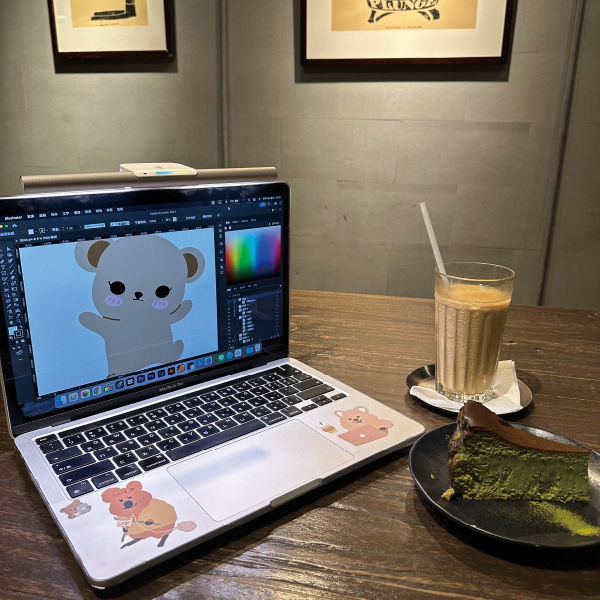 筆電而生的設計-帶著走的BenQ LaptopBar 筆電燈