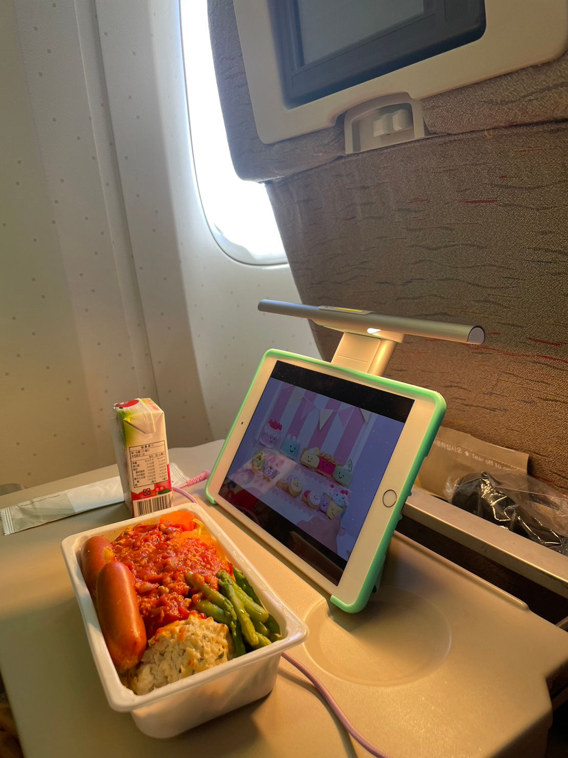 飛行補光，輕巧收納