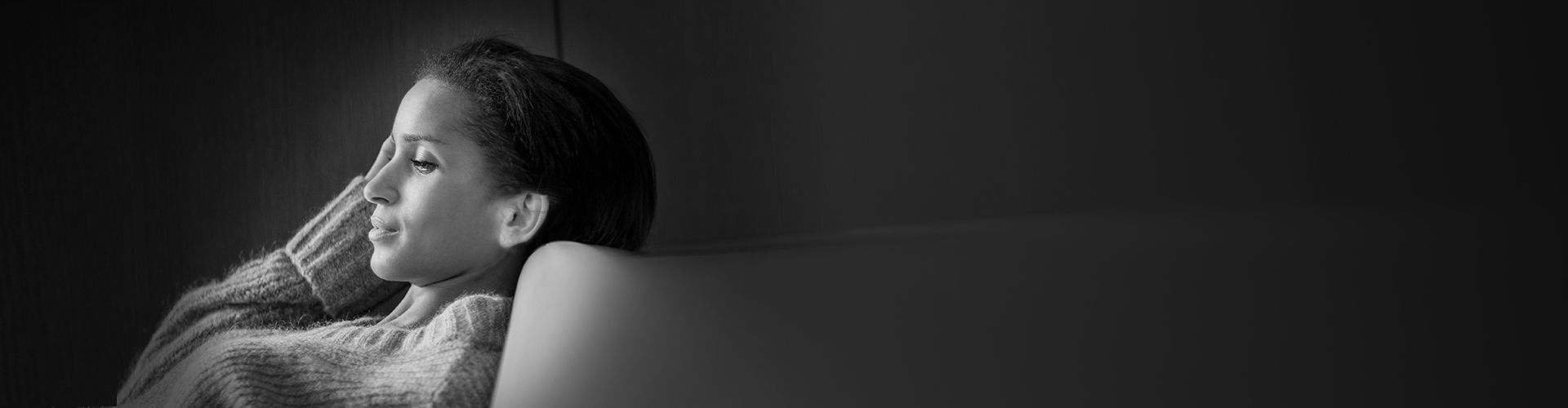 livining-girl-head-kv