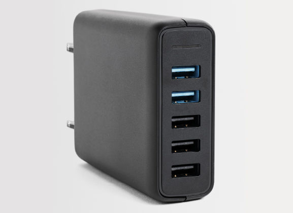 Take your cinematic gaming experience on-the-go