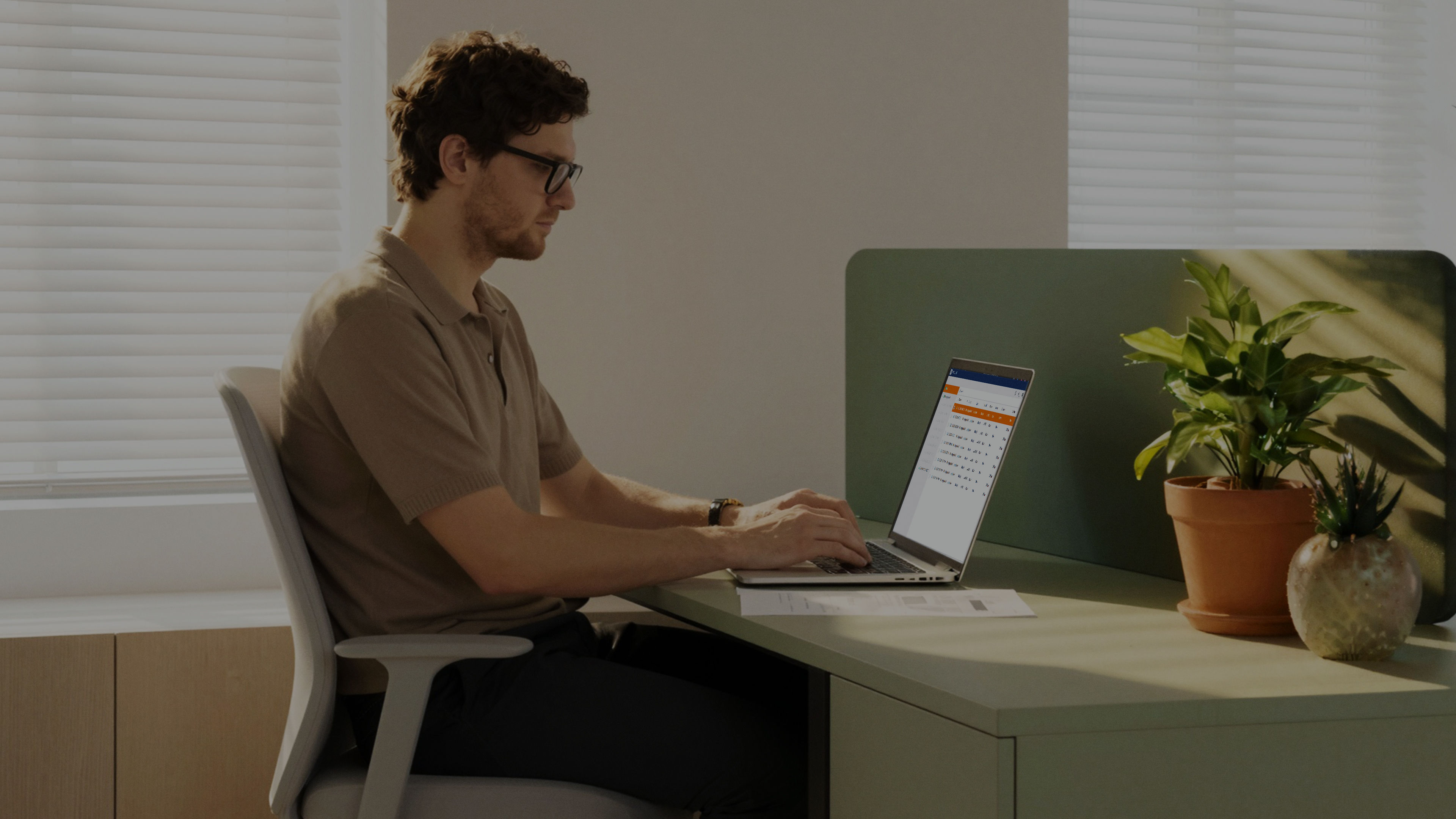 LH660 offers easy management via DMS