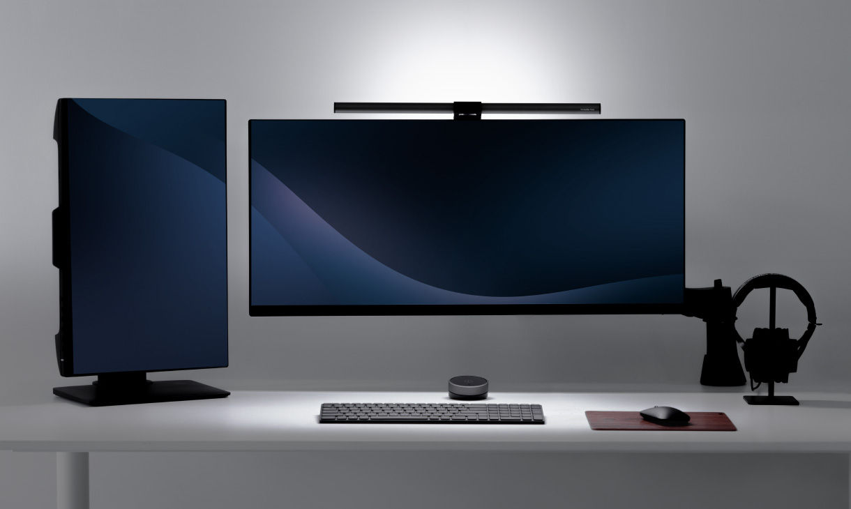 dual monitor desk setup for programmers