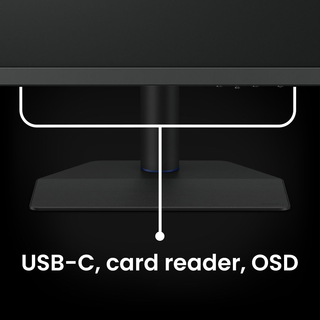 Il design pratico di BenQ SW272U consente di accedere facilmente e in modo efficiente a OSD, alla porta I/O e al lettore di schede.