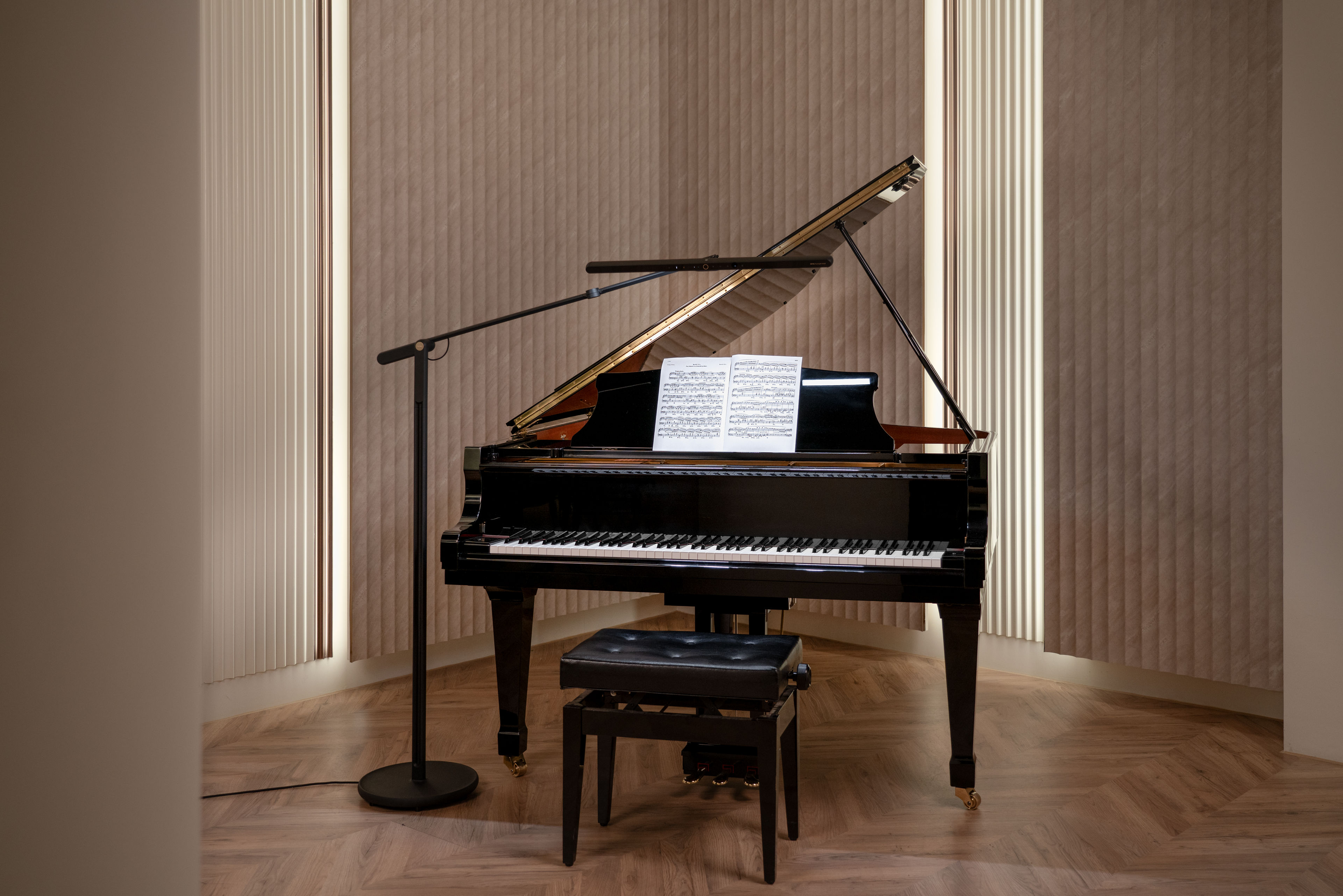 Piano lamps for grand pianos sales