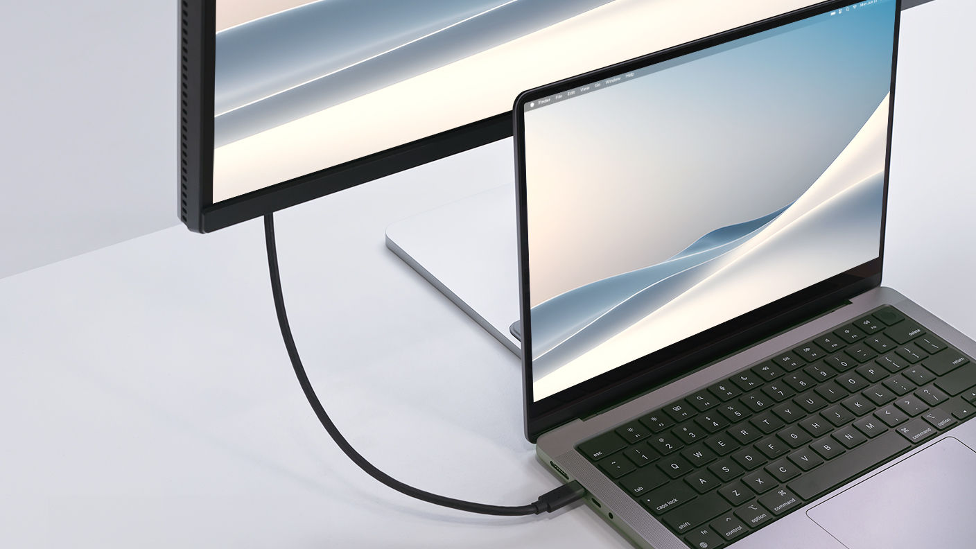 MacBook Air Neo Power Delivery monitor