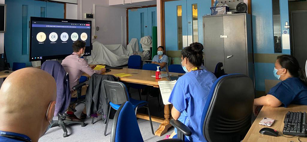 Specialists and trainees at Royal Berkshire Hospital use the DuoBoard for hybrid training sessions.