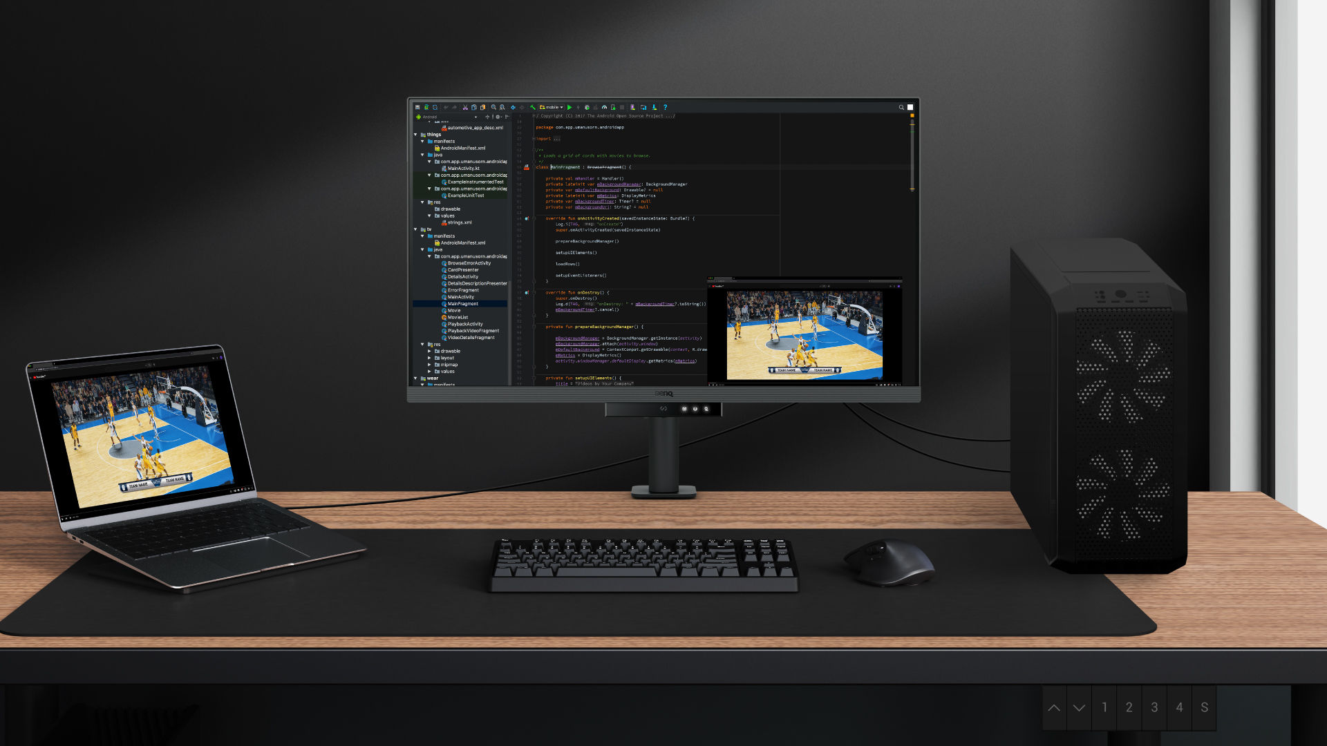 RD320UA's PIP (Picture-in-Picture) and PBP (Picture-by-Picture) efficiently optimize screen space. 