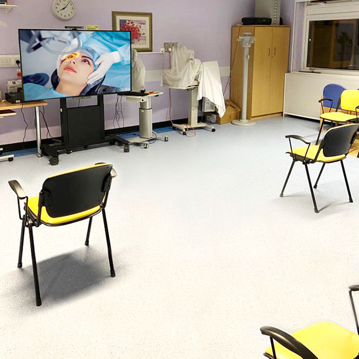 The Prince Charles Eye Care Unit at the Royal Berkshire Hospital is equipped with BenQ DuoBoard interactive smart board.