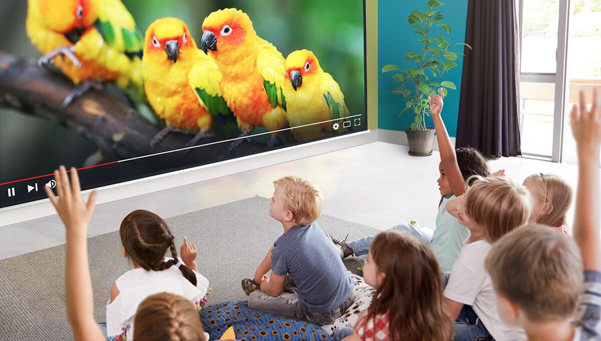 BenQ EX800ST XGA Wireless Short Throw Smart Projector for Classroom provides vivid, lifelike imagery which helps students feel more involved and better focused during class.