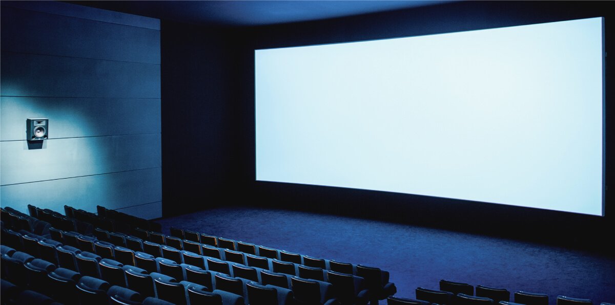 Màn chiếu sử dụng trong rạp chiếu phim
