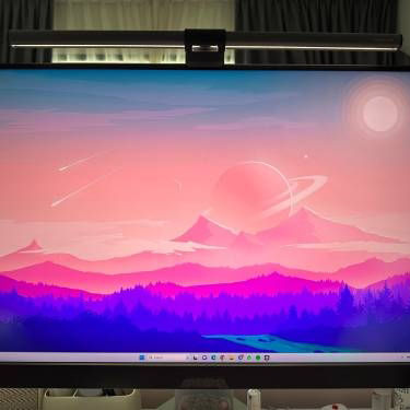 Geek Review: BenQ ScreenBar Halo Monitor Light