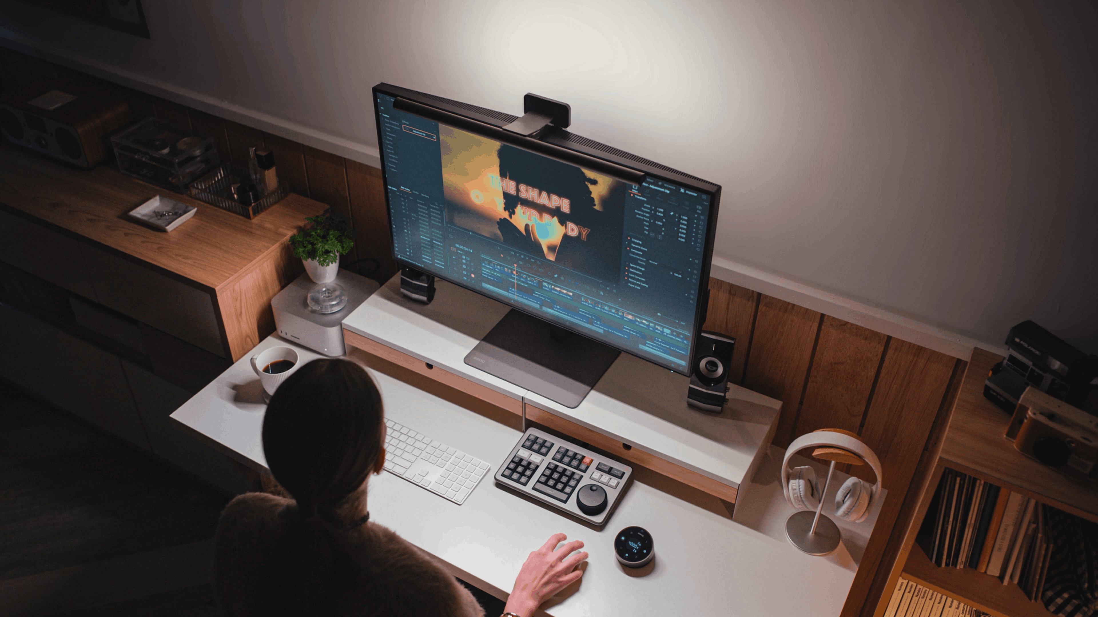 Monitor light bars can provide suitable illumination and a better working environment without increasing the screen's glare.