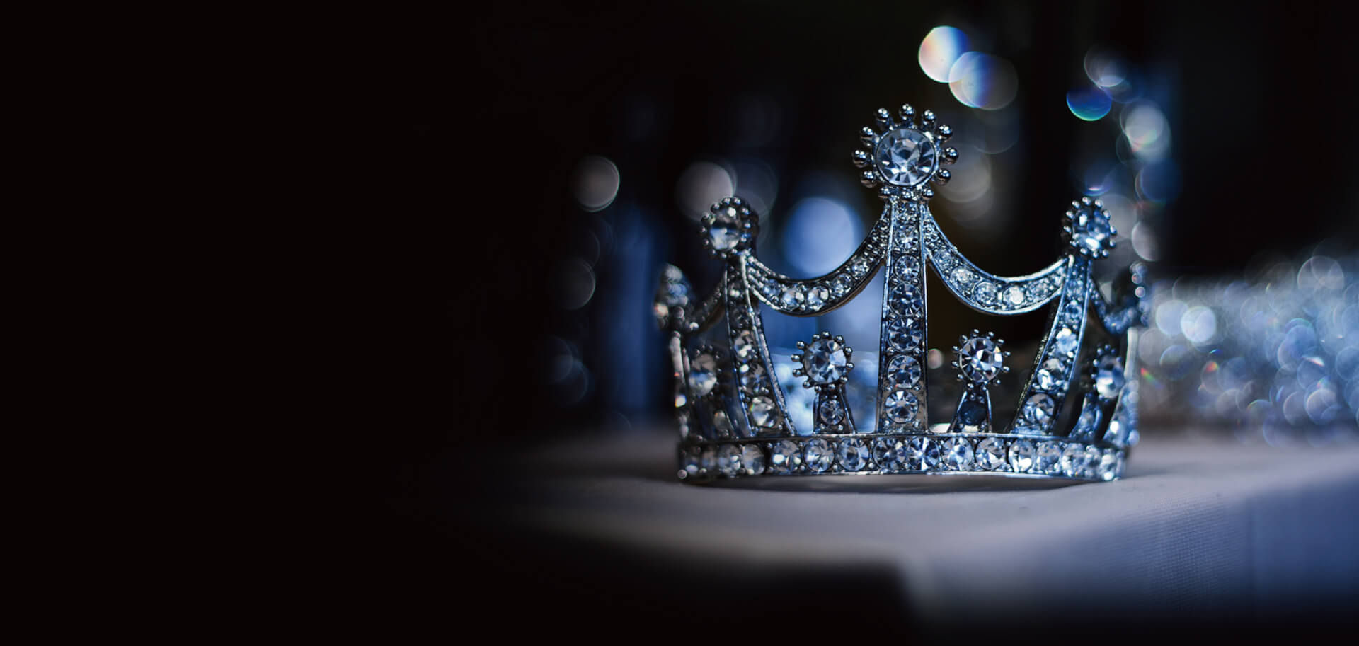 Ultra-thin Bezels and 4K UHD Clarity