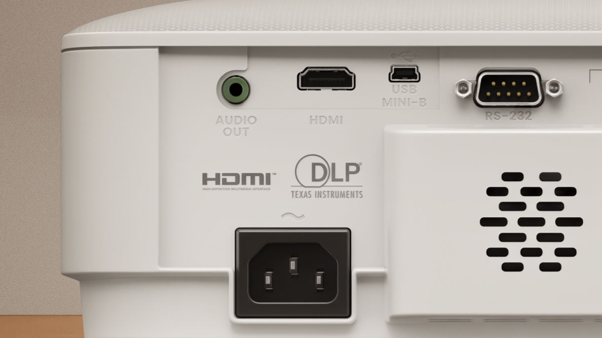 Rückseite des BenQ TH575i mit HDMI, USB Mini-B, Audio Out und RS-232 Anschlüssen.