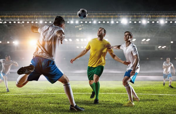 Met BenQ 4K Beamer worden voetbalwedstrijden op de Football Mode op een levensechte manier weergegeven.