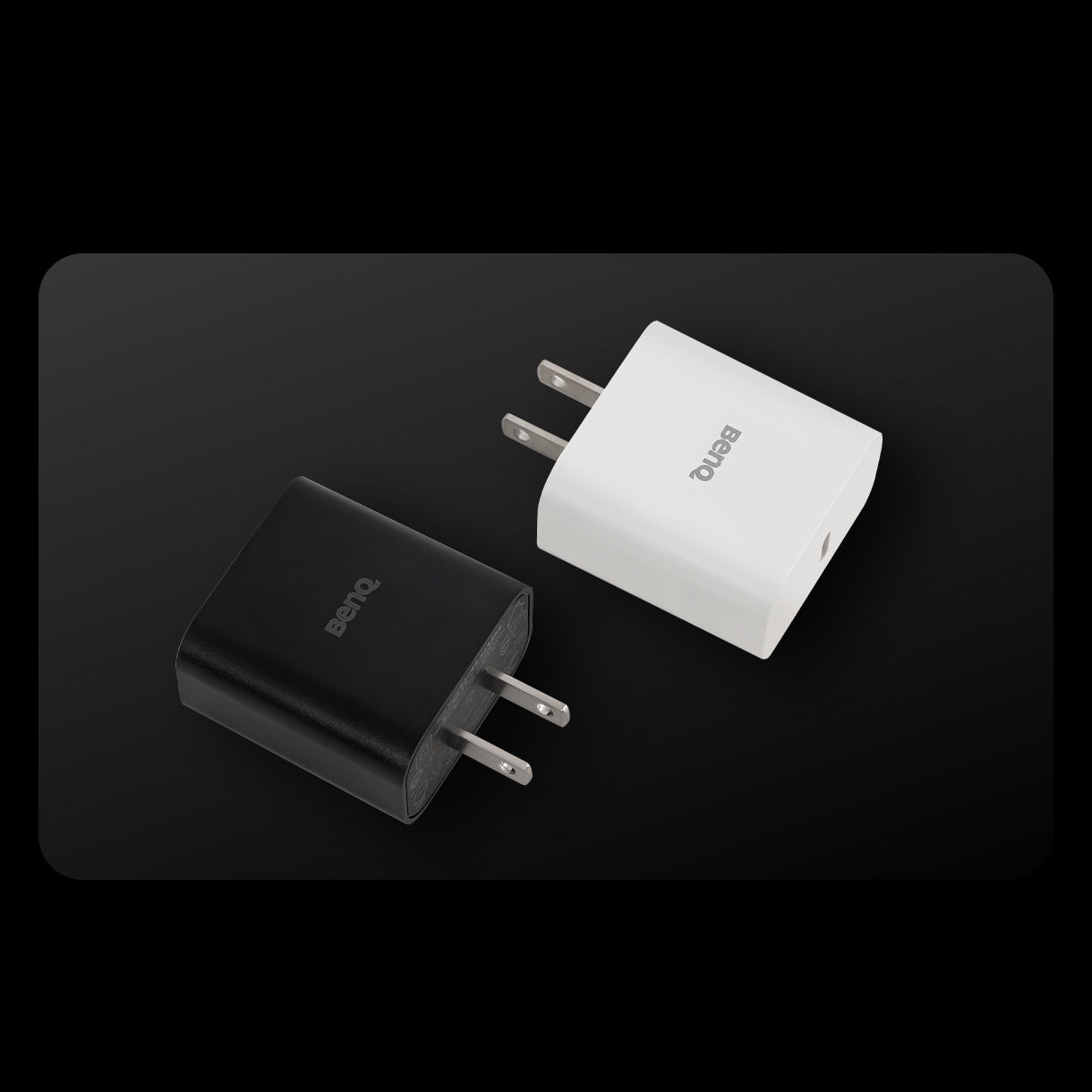 BenQ ScreenBar Pro can be powered via the monitor’s USB-C port or the included 15W power adapter (5V / 1.7A / 8.5W max.), ensuring flexible and efficient lighting performance.