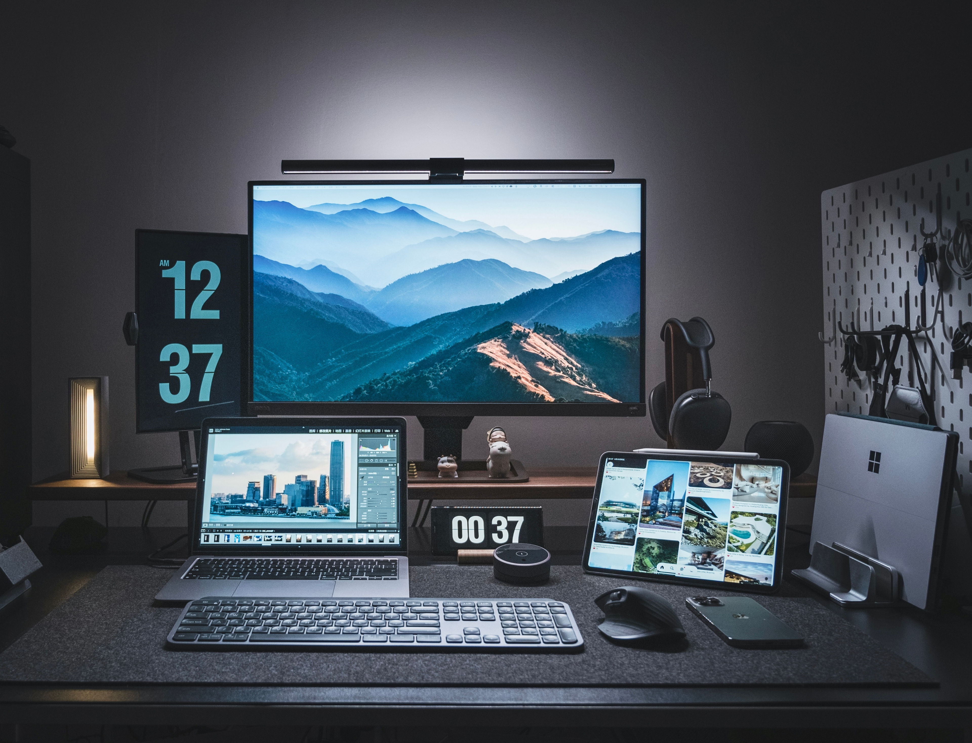 Unleash Your Video Editing Genius: 5 Must-Have Tools & Desk Setups