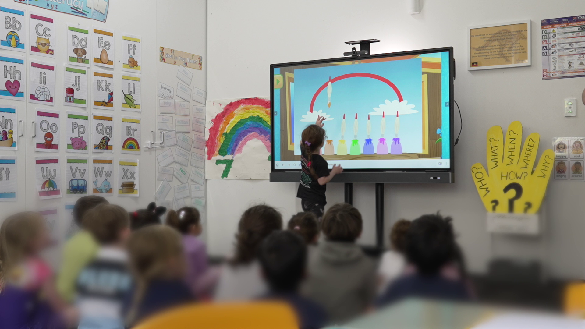 Aoba-Japan Kindergarten Develops Student Activities with BenQ Boards