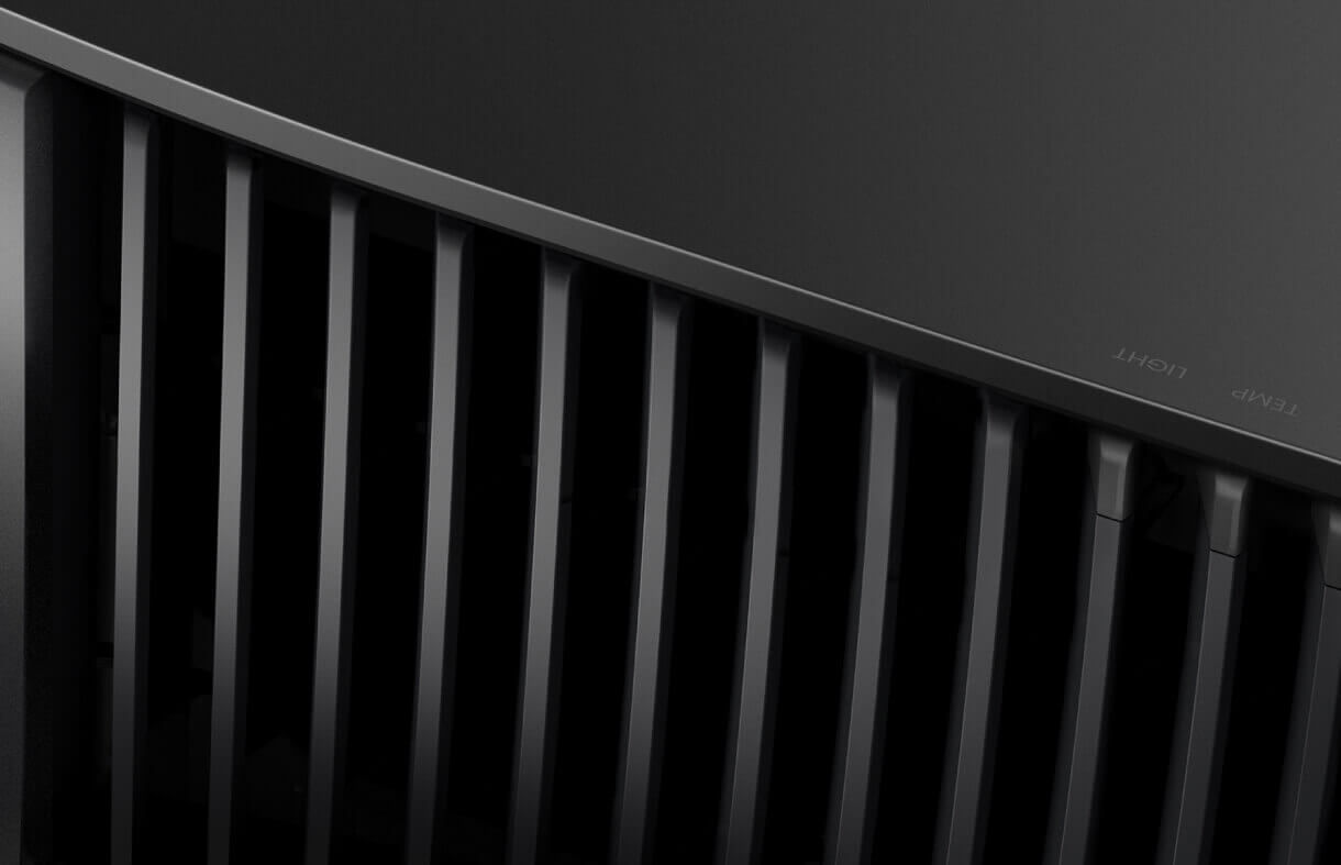 W5850 Lamelele verticale de admisie a aerului resping praful din sistemul de răcire.