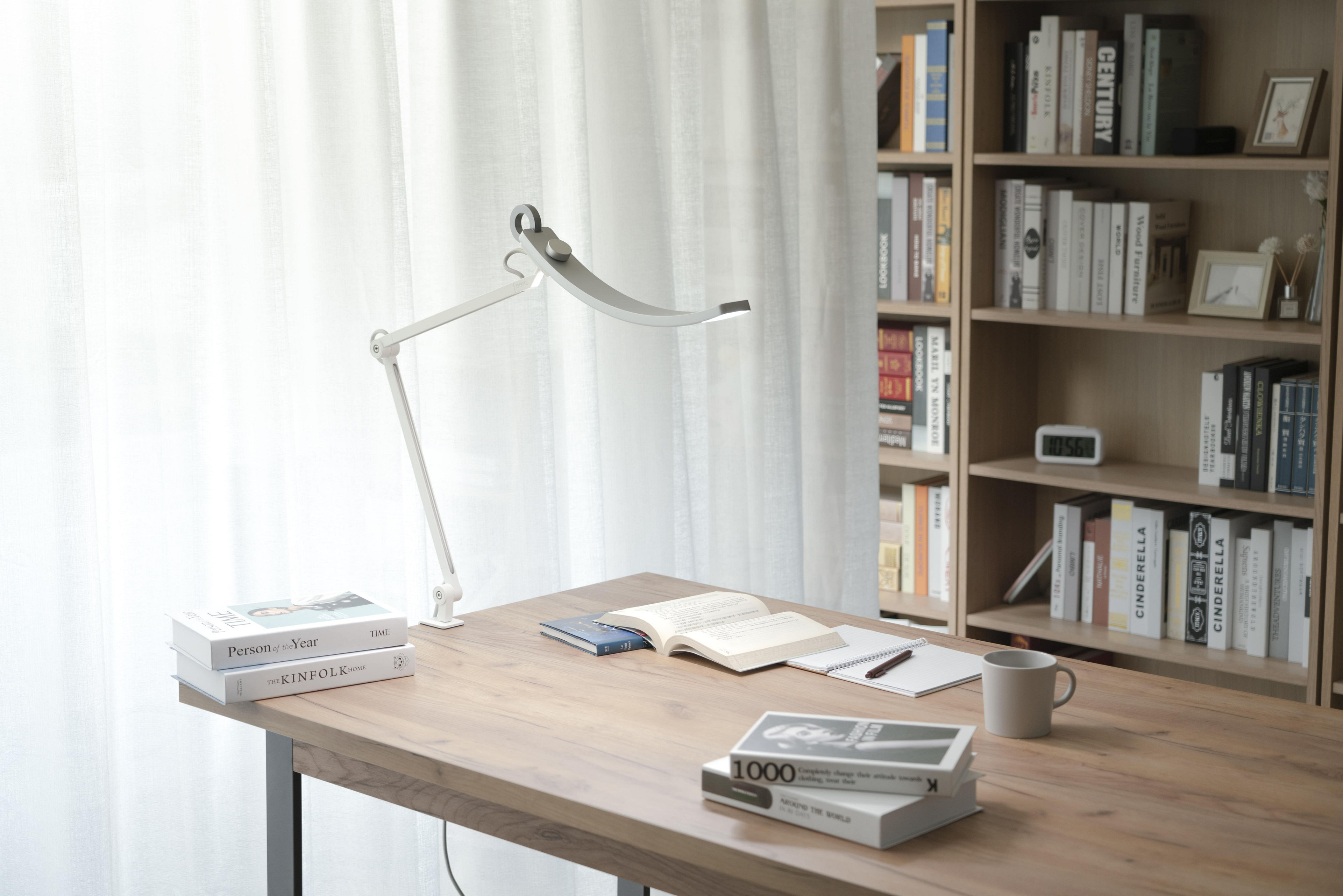 How Many Lumens for a Desk Lamp: Is 500 Lumens Good Enough for Reading?