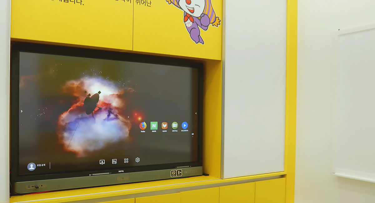 BenQ large-format displays with Whykids Institute