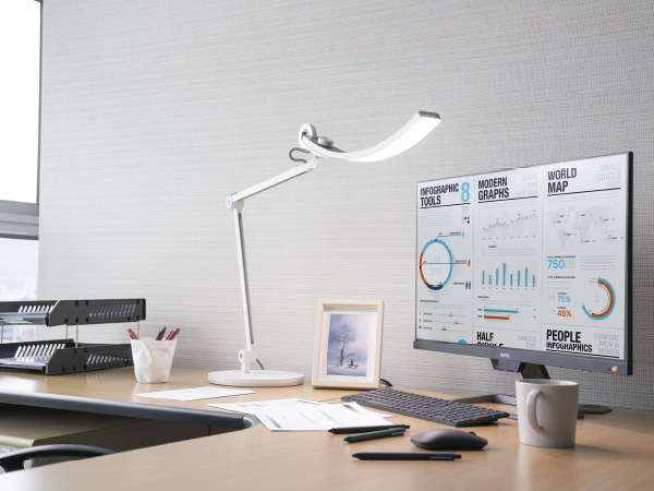 WiT Smart Desk Lamp is suitable for screen reading