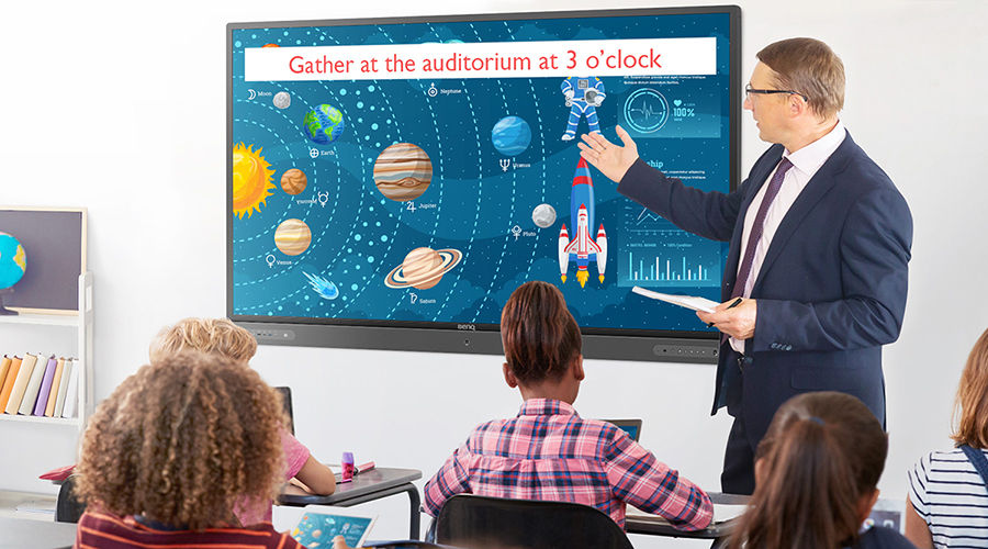 How to Deliver More Than Just Announcements with BenQ Boards